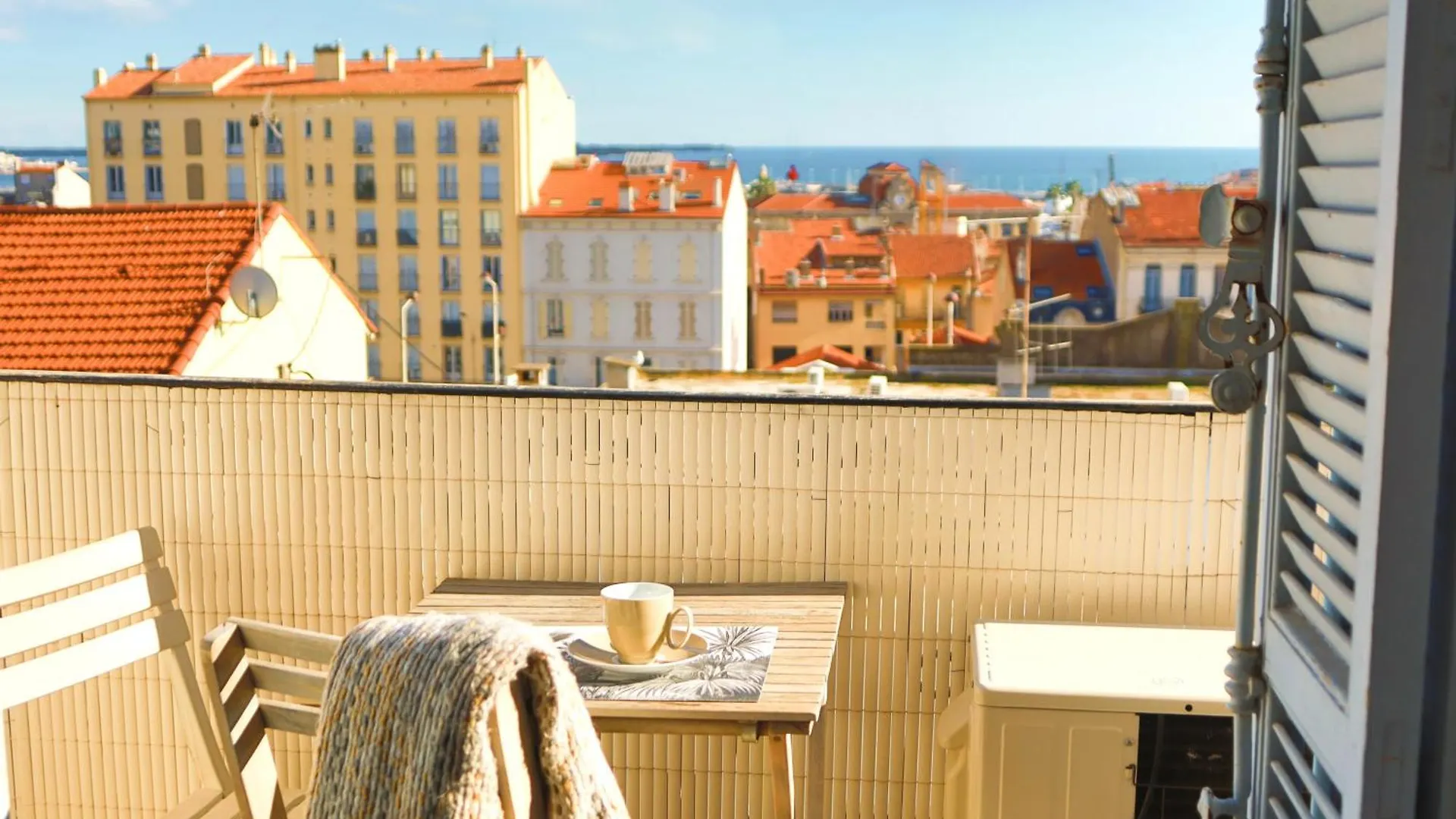 Apartment Les Bananiers Centre Ville Cannes